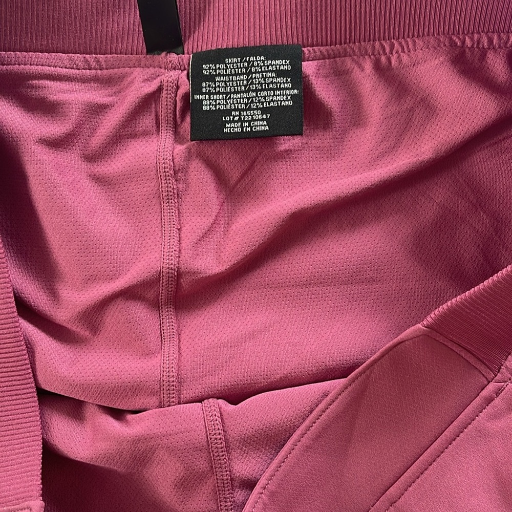 Pink skorts - Picture 2 of 3